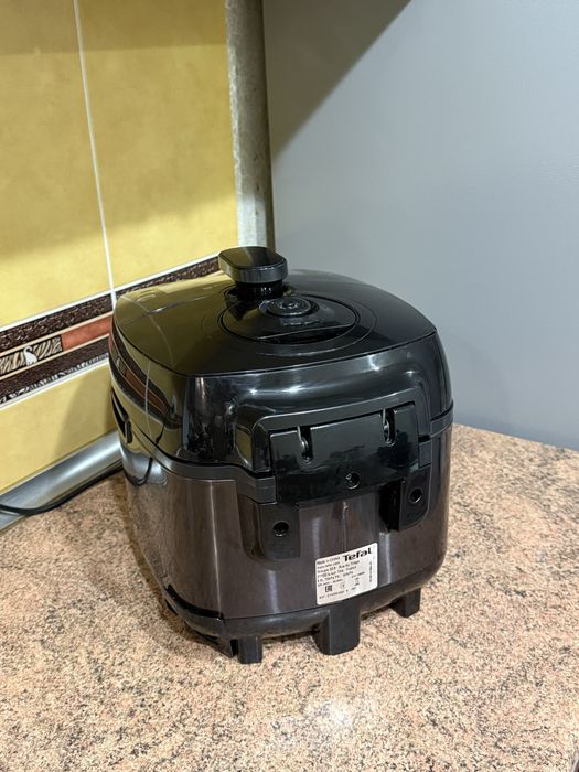 Мультиварка/скороварка tefal