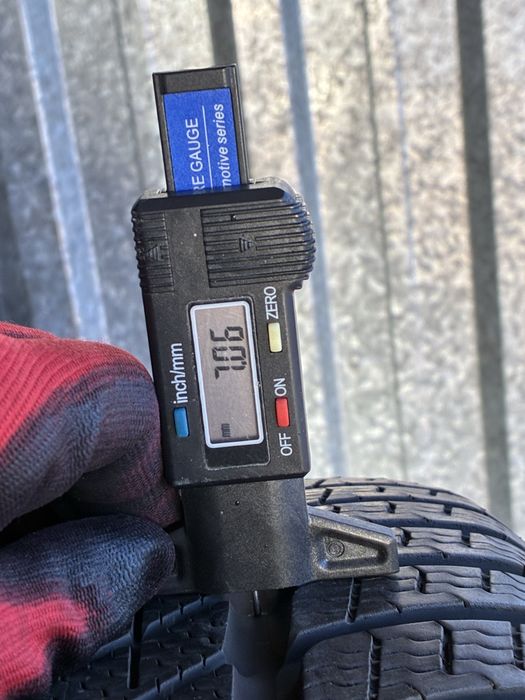 245/40/19 Пирели Зимни Run Flat