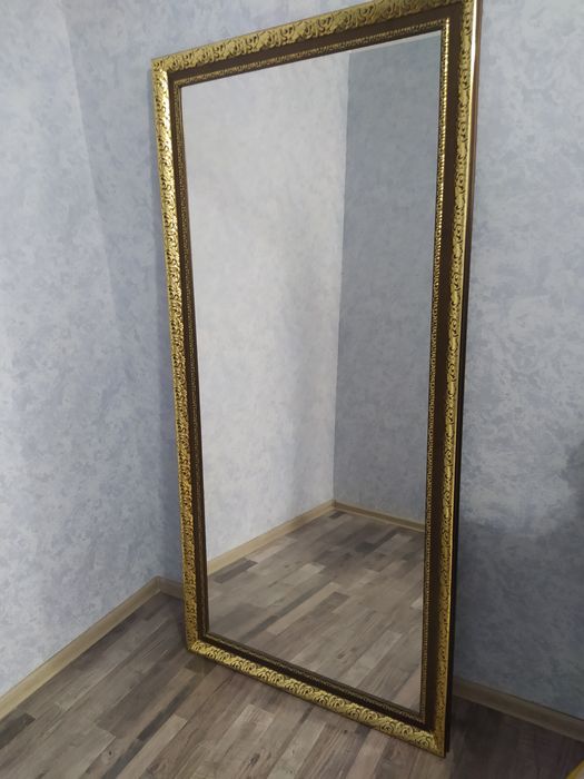 Зеркало в багете. KASPI Red есть