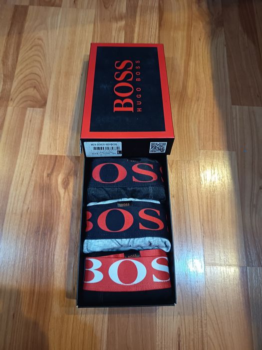 Boxeri barbati diferite modele