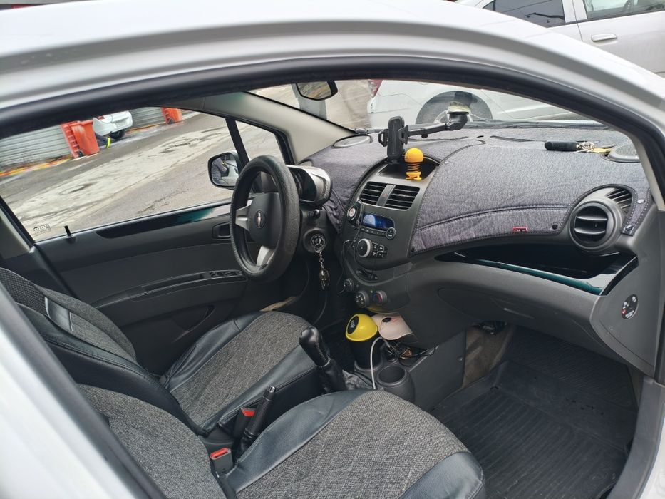 Продаю spark 2020г