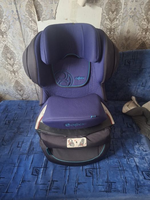 Продам автомобильное детское кресло