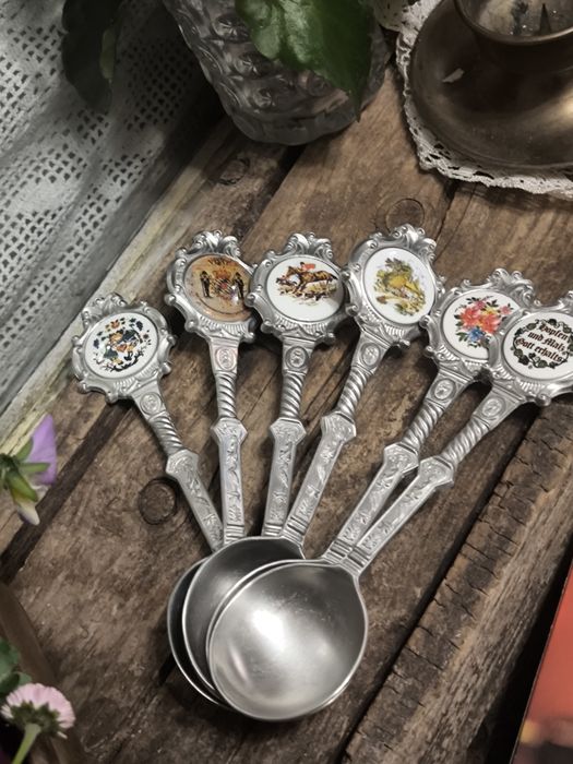 Лъжици с порцеланов акцент