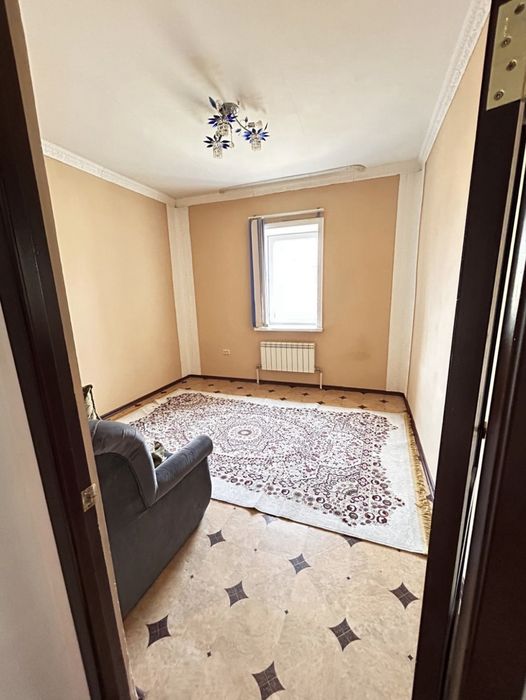 Сдается коттедж в  Юнис сити. 300 кв2 в