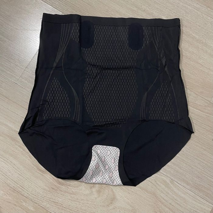 Трусики высокие женские