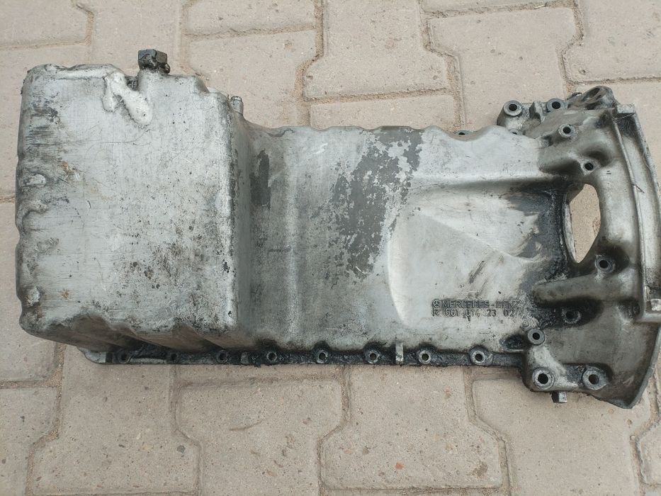 Поддон картера двигателя ом601