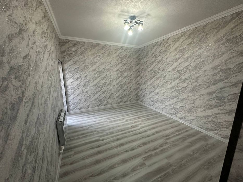 Uchaska sotiladi 2,5 sutuk 4- xona yangi qurilgan eski sergilida   105