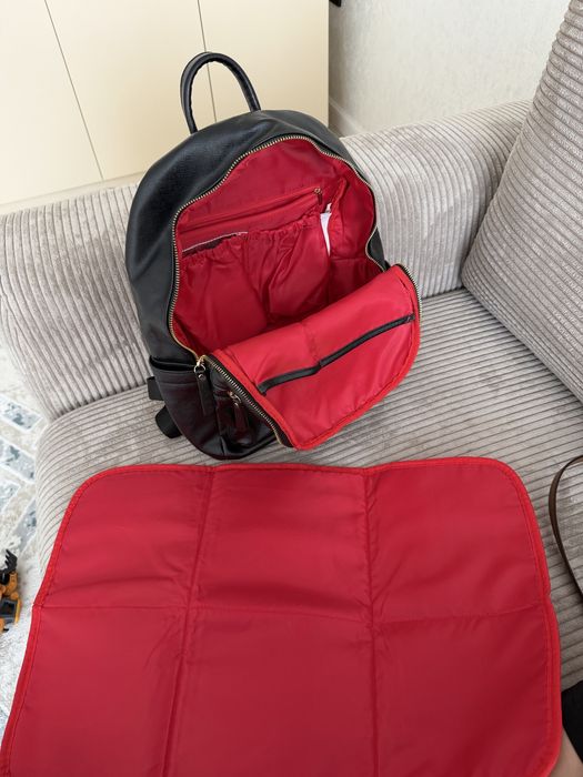 Вместительный рюкзак для мам