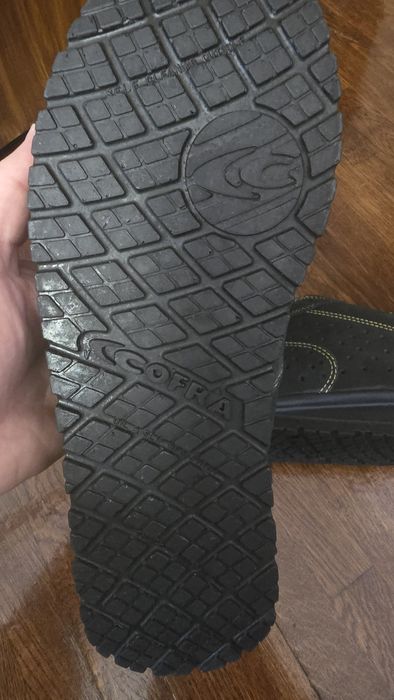 Работни обувки от естествена кожа