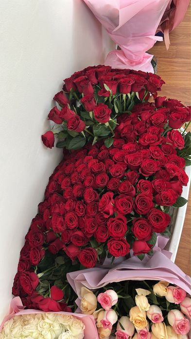 продам цветы свежие