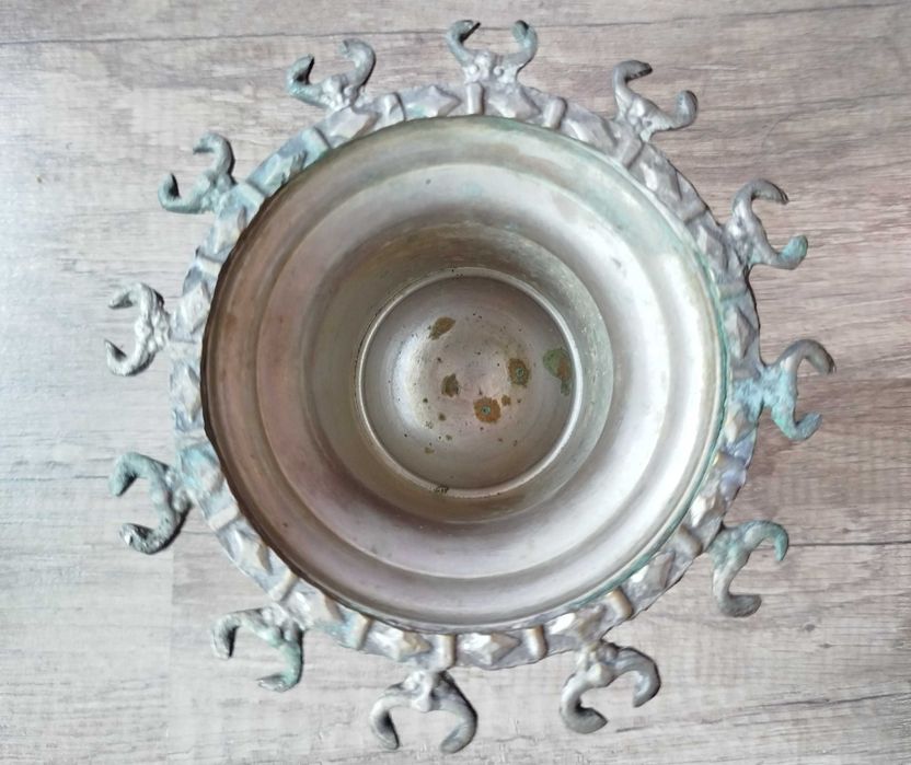 стар месингов съд