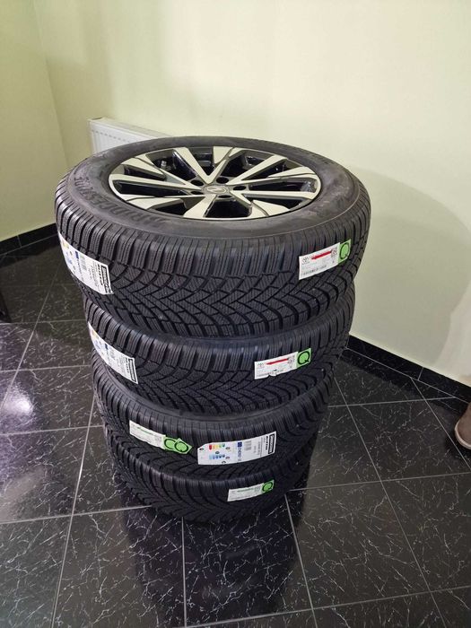 Vand Jante si anvelope Lexus, neutilizate