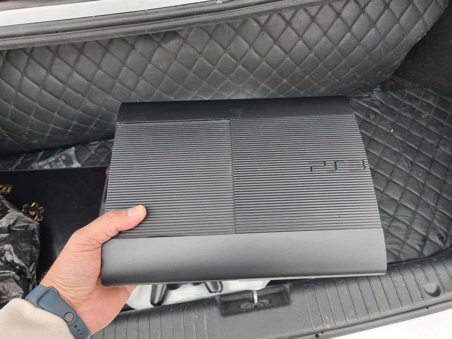 Playstation 3 super slim 500GB