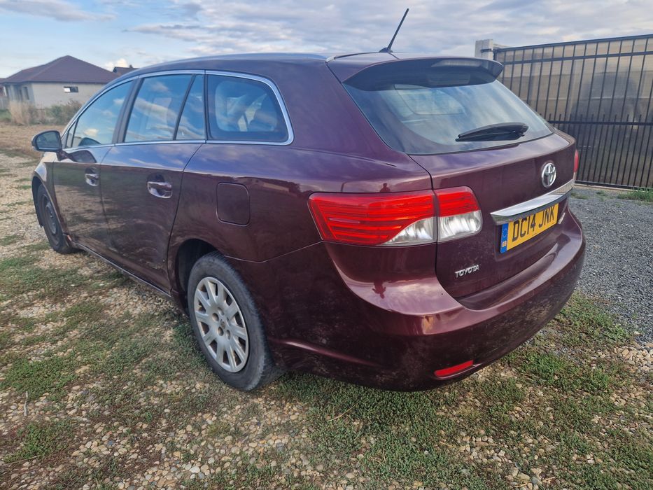 Dezmembrez Toyota Avensis T27 2.0 126 cp 2009-2015