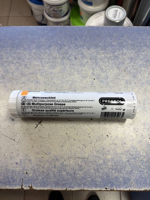 Универсална грес 400g Presossol