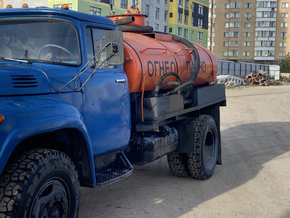 Зил130 бензавоз.