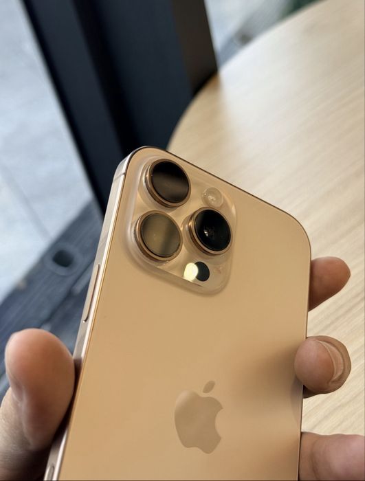 Ayfon 16 pro max 256gb 94 romkast