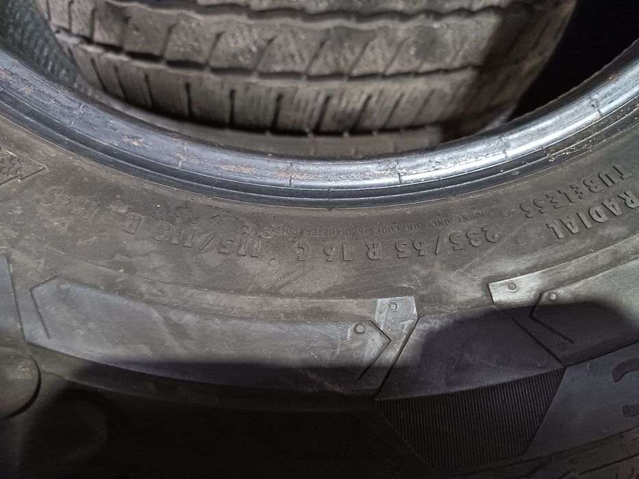 Anvelope MS iarna 235 65 16c continental 5-6mm an 2020-2023