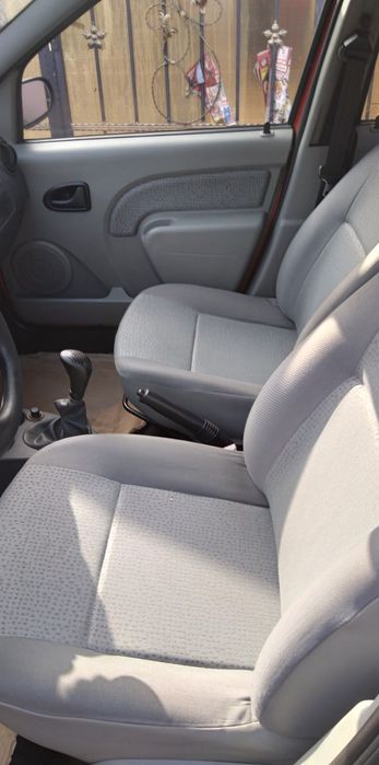 Vând Dacia Logan 1,4 2005