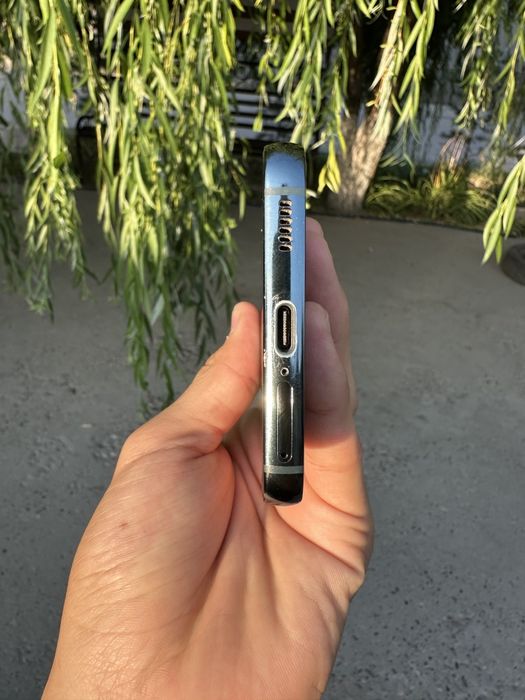 Samsung S22 8/256gb