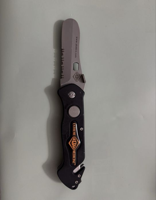 Skedco Extreme Medicine Rescue Knife