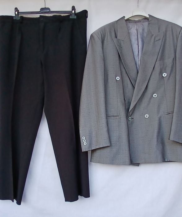 Мъжки луксозен костюм номер 54.
