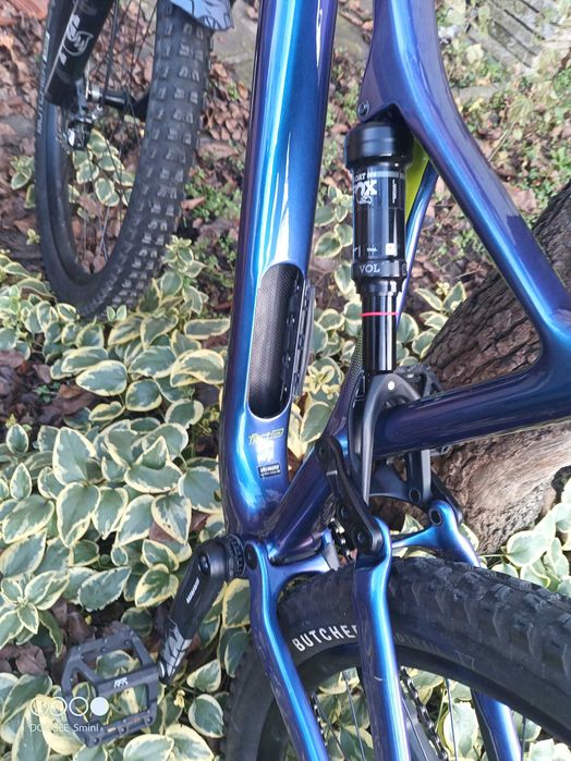 Specialized Evo CARBON XL- МТБ,Планинско колело,Ендуро,Dh,велосипед