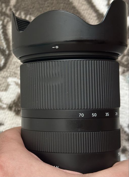 Tamron 17–70mm f/2.8 (Sony E, APS-C)