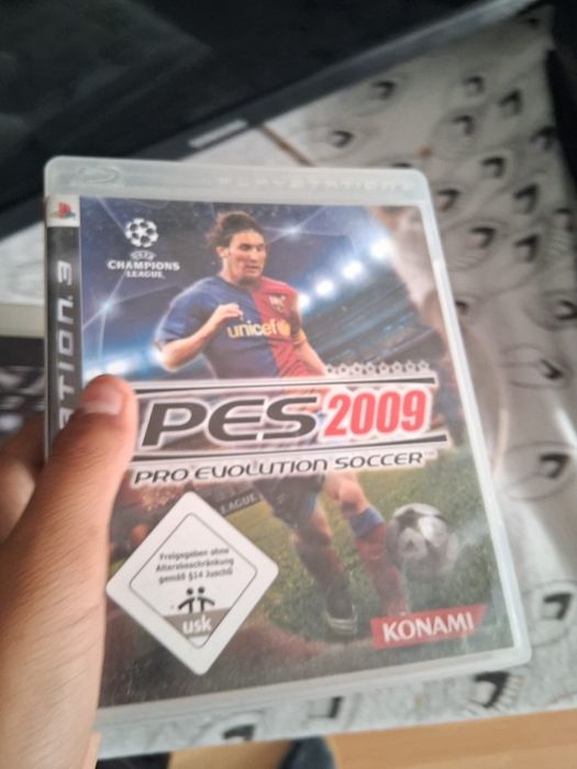 Ps3 slim 320 gb impecabil fara maneta negociabil accept schimburi