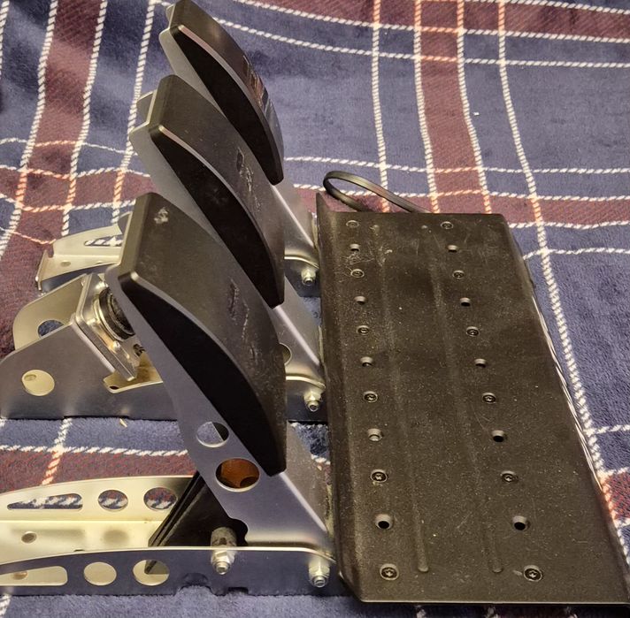 Fanatec CSL Pedals LC