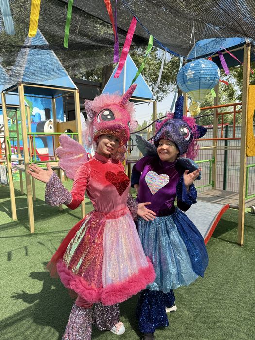 Аниматоры— игры, музыка, пузыри! Bayram dasturi — o‘yin, raqs, shou!