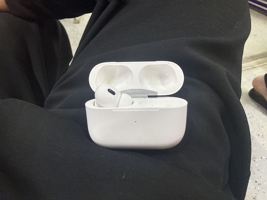 Продаю Airpods 2 pro