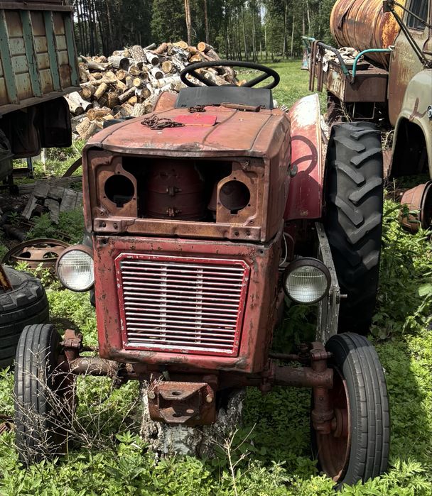 Продам трактор универсал 445V