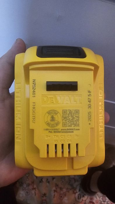 Dewalt аккумулятор