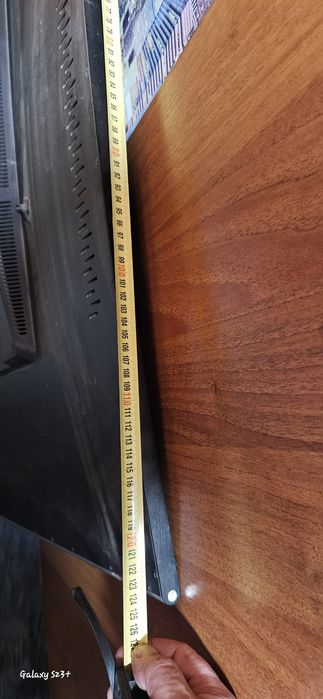 Телевизор 60дюймов состояние 8/10