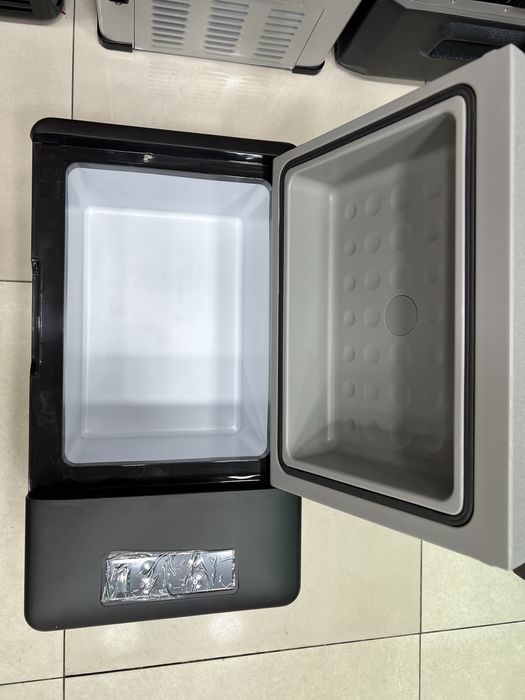 Xolodilnik avtomobilniy