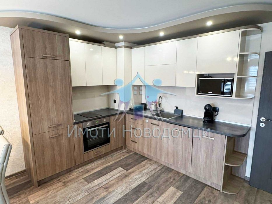 Продава се Двустаен апартамент в Шумен, Пазара - 76 кв.м за 859 €/кв.м - Снимка #1