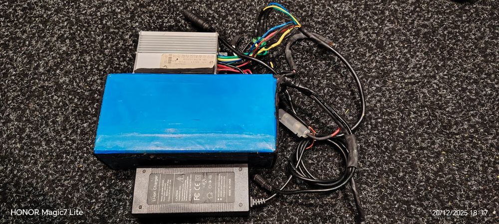 Motor electric 36v 350w + controller + accu+incarcator