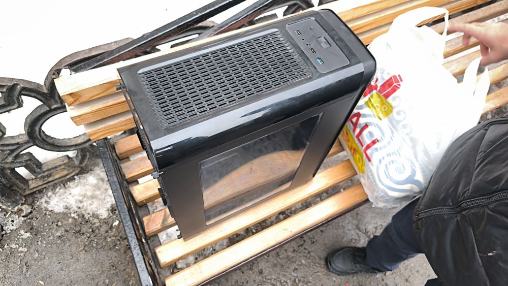 Продам корпус gamemax точно не знаю какой