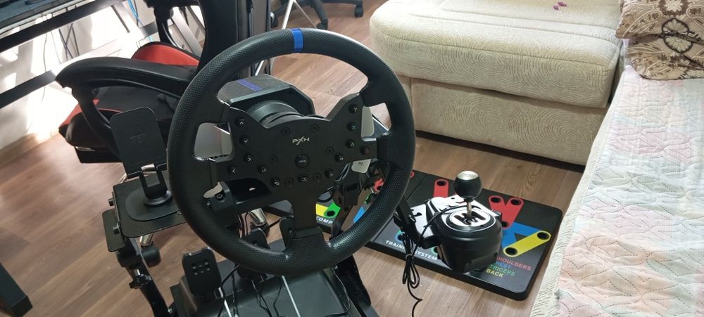 Продам кокпит и игровой руль