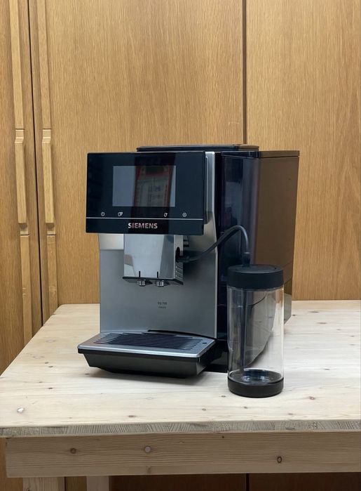 Dezmembrez espressor Siemens EQ900