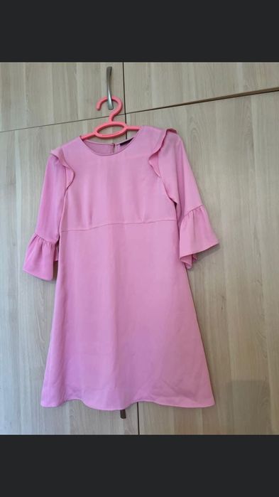 Розова рокля Zara