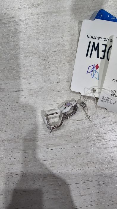 Продам детские сережки