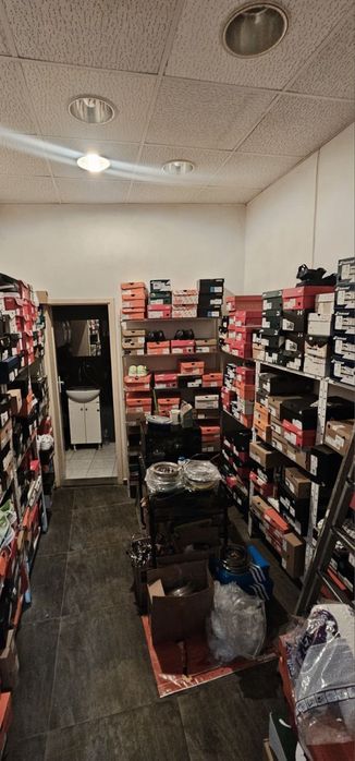 Продава се Магазин в Шумен, Пожарната - 94 кв.м за 1656 €/кв.м - Снимка #3