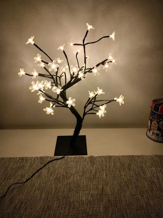 Decoratiune Luminoasa Arbore cu Baterii 48 LED -uri Alb Cald