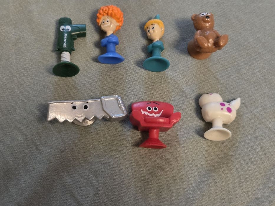 7 stikeez happy home