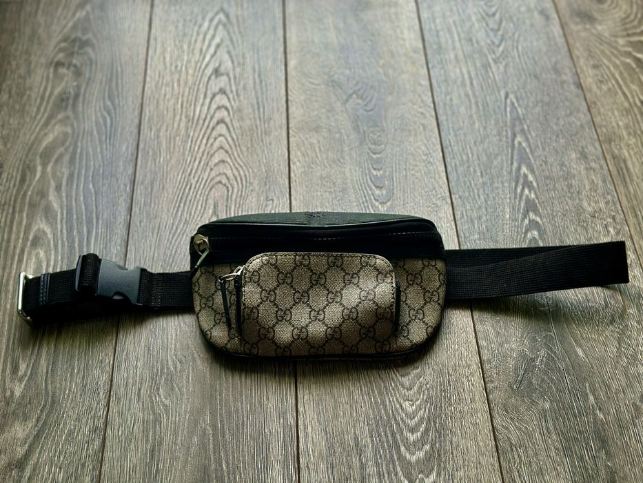 GUCCI GG Supreme 450946 / – Geantă de corp/poșetă tip borsetă