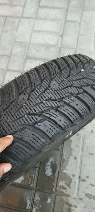 Срочно продам шины 175/70 R 13.