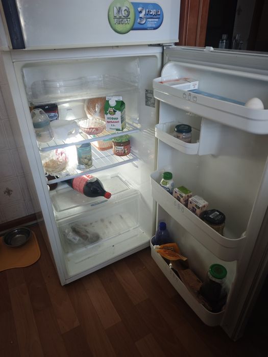 Продам Срочно Холодильник LG.