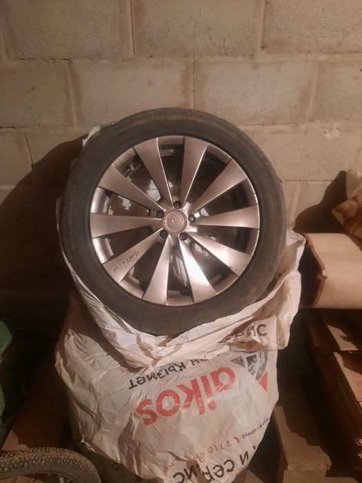 Летние шины с дисками на Subaru